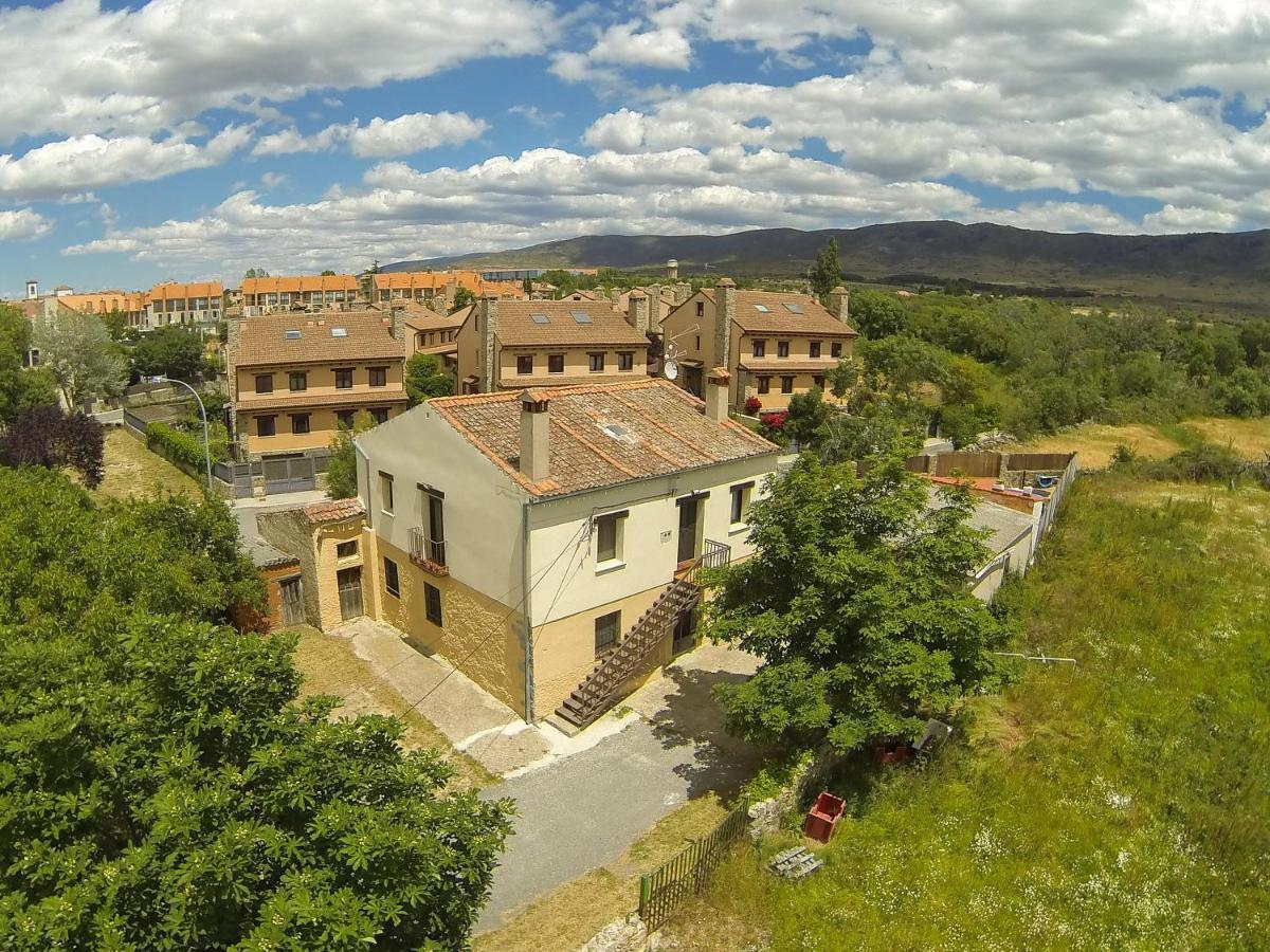 La Casa De La Abuela Mari Trescasas Exterior foto